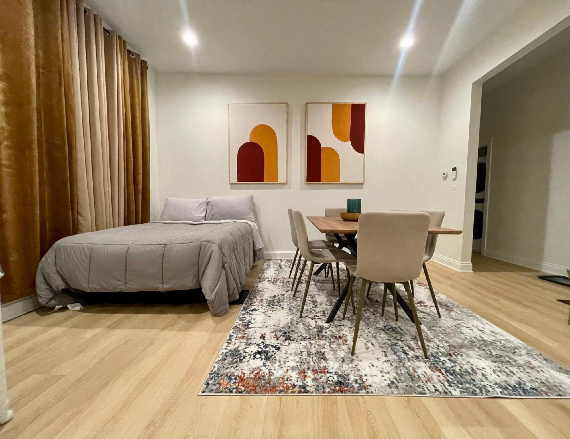 First Floor Condo In Чикаго Екстер'єр фото